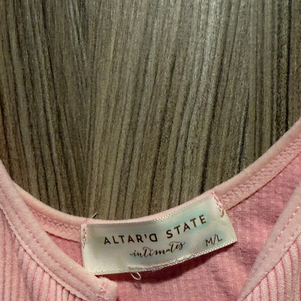 Altar'd State Pink Crop Top - Picture 4 of 6